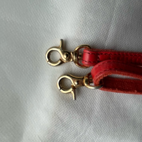 Authentic Burberry crossbody bag - Picture 8 of 9